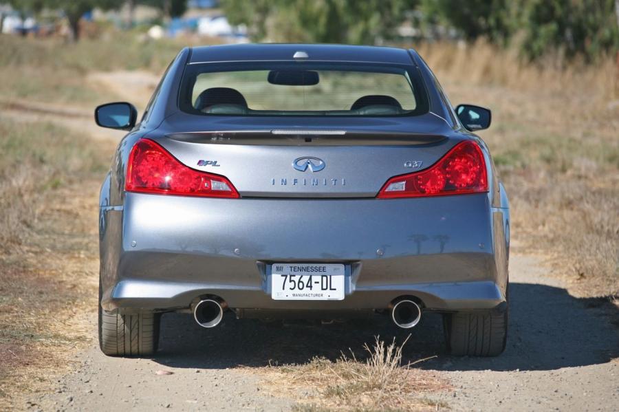  Infiniti G37 IPL Coupe 2011 года  (фото 15 из 51)